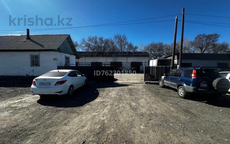 Өнеркәсіптік база · 40 сотық, Желтоксан 224 — Вива мойка, бағасы: 200 млн ₸ в Талдыкоргане, мкр Самал — фото 9