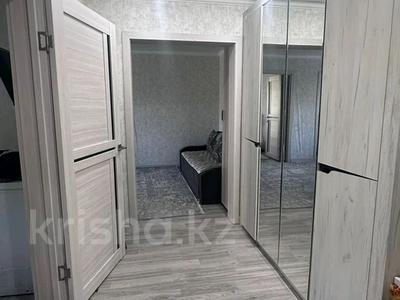 3-комнатная квартира, 63 м², 2/5 этаж, Поповича 3 за 17.5 млн 〒 в Уральске