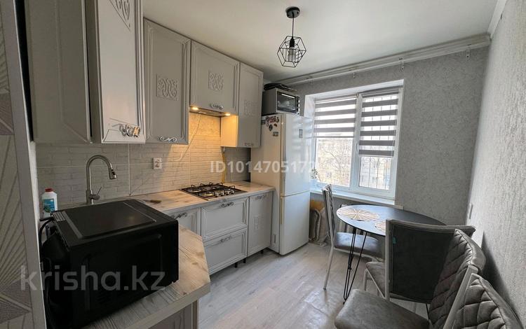 2-комнатная квартира · 47 м² · 5/5 этаж, мкр 5 156 — Остановка детские товары за 11.8 млн ₸ в Актобе — фото 8