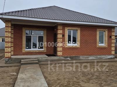 Отдельный дом · 4 комнаты · 130 м² · 6 сот., Пдп юго-восток 952 — Махамбет батыра 5 за 35 млн 〒 в Уральске