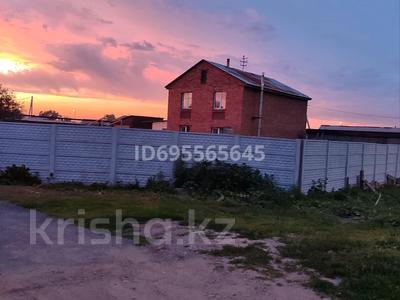 Отдельный дом · 6 комнат · 250 м² · 11 сот., Ахмирово бирлик 1 за 50 млн 〒 в Усть-Каменогорске