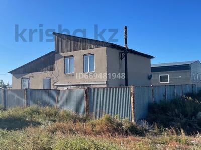 Продажа домов и дачи в Акмолинской обл.: Отдельный дом · 5 комнат · 200 м² · 10 сот., Батыгай 23 за 38.5 млн 〒 Отдельный дом · 5 комнат · 200 м² · 10 сот., Батыгай 23 за 38.5 млн 〒 в Кабанбае Батыра