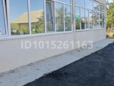 3-бөлмелі пәтер · 70 м² · 1/2 қабат, Ескі аэропорт ш/а., Евразийская 52/1, бағасы: 14 млн ₸ в Уральске, мкр Старый Аэропорт