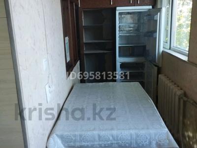 Аренда квартир в Шымкенте: 4-комнатная квартира · 80.6 м² · 4/5 этаж · помесячно, 16-й микрорайон, 16-й микрорайон 31 — Көктем базар за 230 000 〒 4-комнатная квартира · 80.6 м² · 4/5 этаж · помесячно, 16-й микрорайон, 16-й микрорайон 31 — Көктем базар за 230 000 〒 в Шымкенте, Аль-Фарабийский р-н