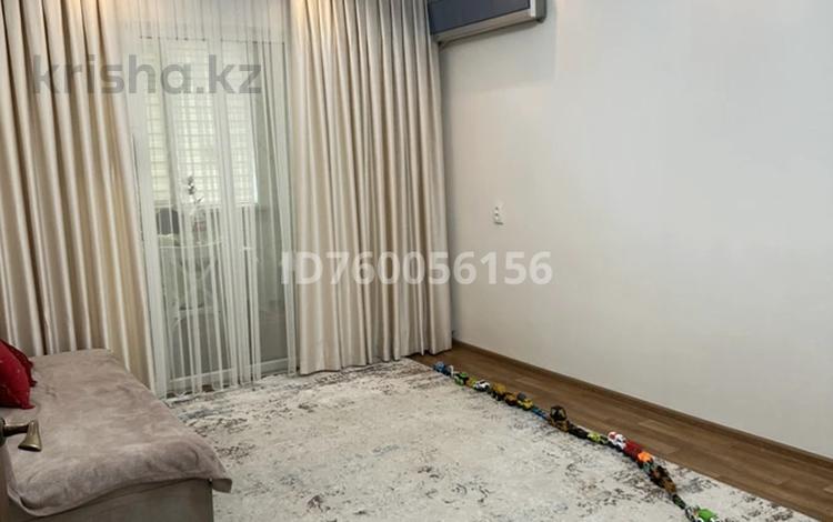 3-бөлмелі пәтер · 70 м² · 4/5 қабат, мкр Восток, бағасы: 35 млн ₸ в Шымкенте, Аль-Фарабийский р-н — фото 18