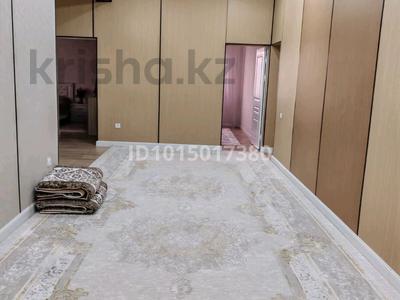 Отдельный дом · 4 комнаты · 170 м² · 10 сот., Западный район 3/39 за 55 млн ₸ в Жезказгане