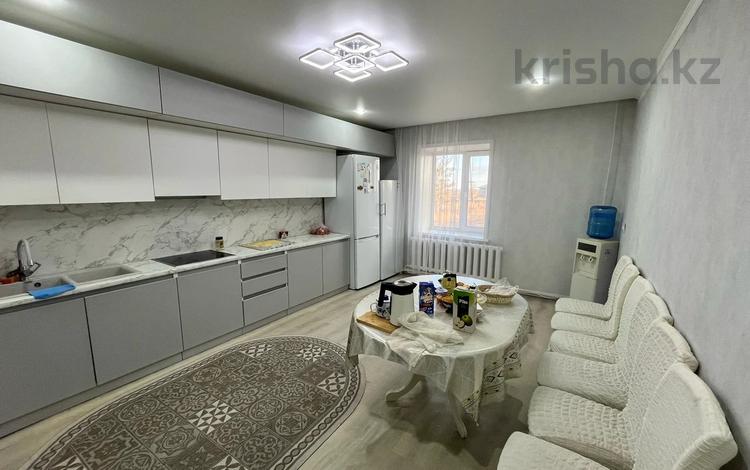 Жеке үй · 5 бөлме · 200 м² · 10 жүзд., Георгиевская 17, бағасы: 46 млн ₸ в Семее — фото 2