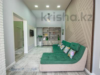 3-комнатная квартира · 105 м² · 8/8 этаж, Серкебаева 76 за 103 млн ₸ в Алматы, Бостандыкский р-н