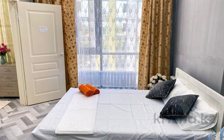 1-бөлмелі пәтер · 40 м² · 6/17 қабат, Толе би 185А — Толе би Ауезова Гагарина Байзакова, бағасы: 3 000 ₸ в Алматы, Алмалинский р-н — фото 2