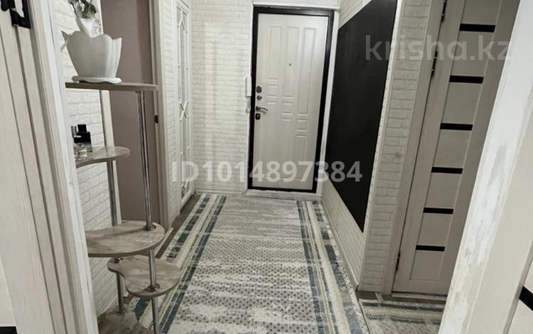 3-бөлмелі пәтер · 60 м² · 3/5 қабат, Қаратау ш/а. 9 — Ритм дей, бағасы: 19.3 млн ₸ в Таразе, мкр Каратау — фото 2