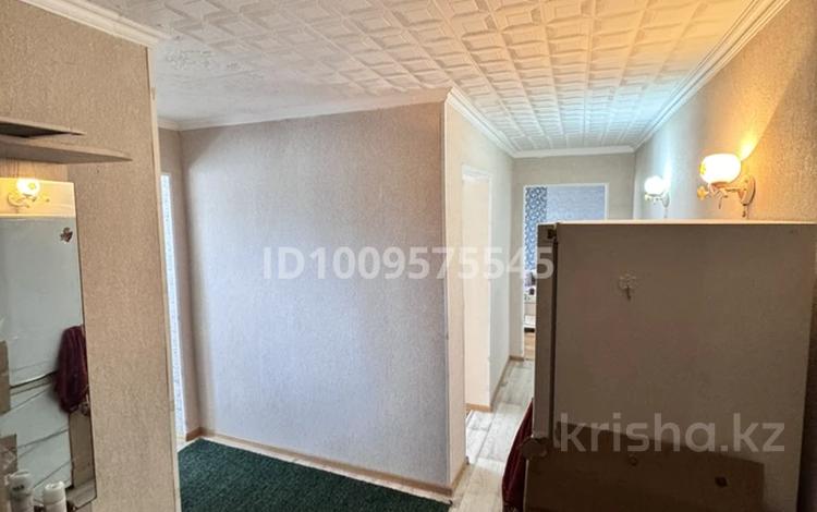 2-бөлмелі пәтер · 50 м² · 2/2 қабат, Восточный, Квартал Б 14, бағасы: 15 млн ₸ в Семее — фото 2