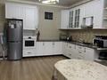 Жеке үй · 4 бөлме · 208 м² · 15 жүзд., Курылысшылар, бағасы: 135 млн ₸ в Астане, Алматы р-н