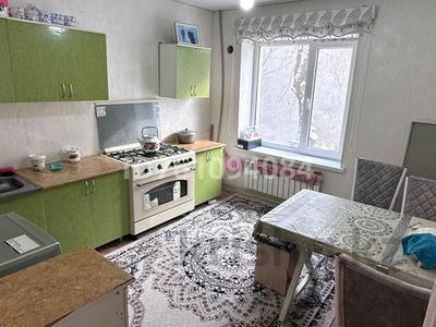 Продажа квартир в Жамбылской обл.: 2-комнатная квартира · 36 м² · 2 этаж, 5 микраион 25 дом за 7.5 млн 〒 2-комнатная квартира · 36 м² · 2 этаж, 5 микраион 25 дом за 7.5 млн 〒 в Таразе