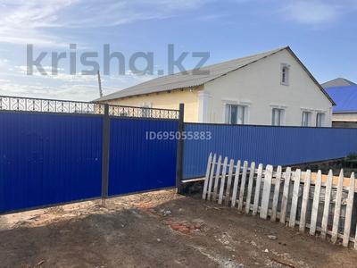 Отдельный дом · 4 комнаты · 144 м² · 10 сот., мкр Оркен, Сатан Шуреев за 18 млн ₸ в Атырау