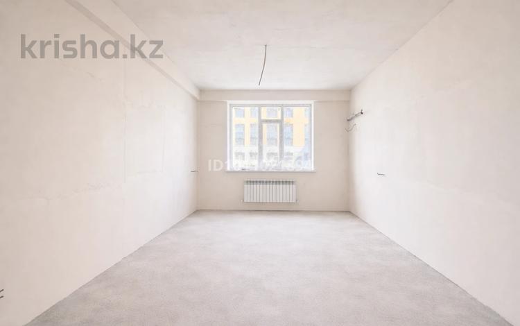 3-комнатная квартира · 81.8 м² · 1/9 этаж, мкр Нурсая, Султан Бейбарыс 437 за 38.5 млн ₸ в Атырау — фото 2