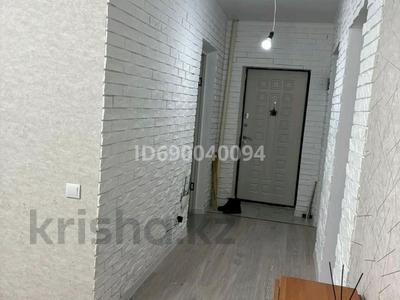 3-комнатная квартира, 72 м², 1/2 этаж, мкр Жилгородок, Севостопольская за 17.5 млн 〒 в Актобе, мкр Жилгородок