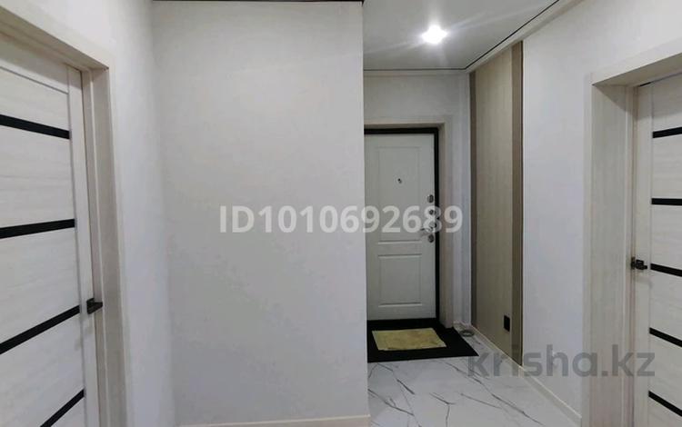 3-бөлмелі пәтер · 80 м² · 1/9 қабат, мкр Жана Орда 3, бағасы: 35.2 млн ₸ в Уральске — фото 17