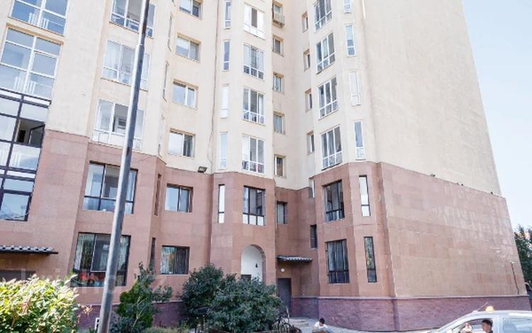 3-комнатная квартира · 75 м² · 7/9 этаж, Сауран 12/2 за 45.6 млн ₸ в Астане, Есильский р-н — фото 2
