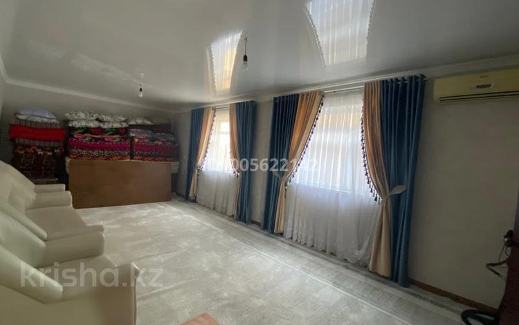Жеке үй · 2 бөлме · 100 м² · 10 жүзд., Акжаркын 61, бағасы: 25 млн ₸ в Шымкенте, Енбекшинский р-н — фото 2