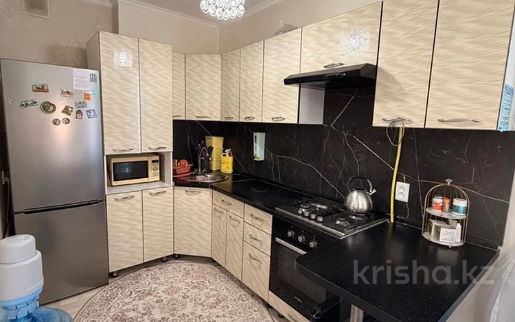 2-бөлмелі пәтер · 65 м² · 4/6 қабат, 35-ш/а. 28, бағасы: 13.5 млн ₸ в Актау, 35-мкр — фото 2