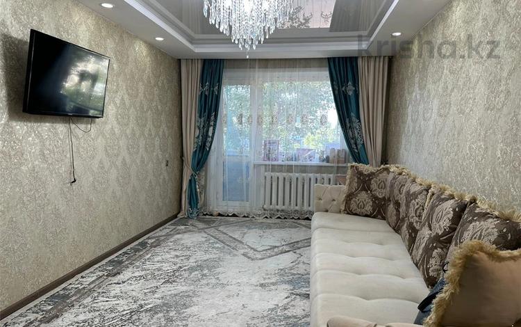 2-бөлмелі пәтер · 45 м² · 5/5 қабат, 17-шағынаудан, бағасы: 12 млн ₸ в Караганде, Алихана Бокейханова р-н — фото 2
