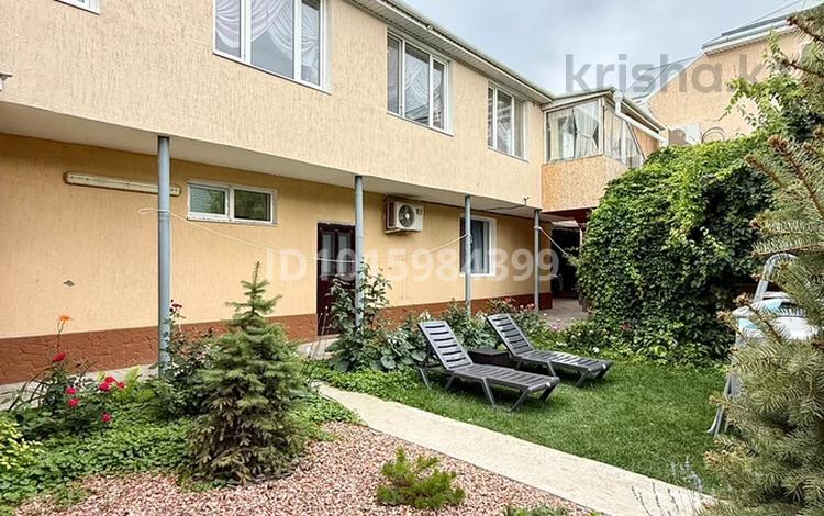 Отдельный дом · 8 комнат · 460 м² · 460 сот., Мәншүк мәметов 38 за 1.8 млн ₸ в Атырау, мкр Жилгородок — фото 2