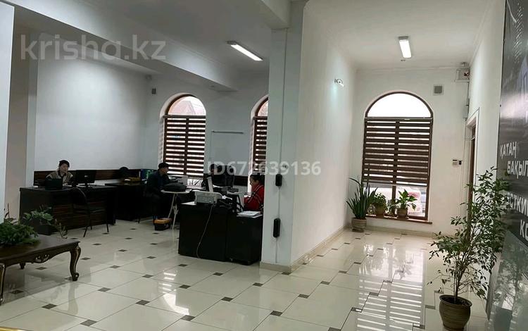 Офисы • 420 м² за 700 000 〒 в Шымкенте, Аль-Фарабийский р-н — фото 2