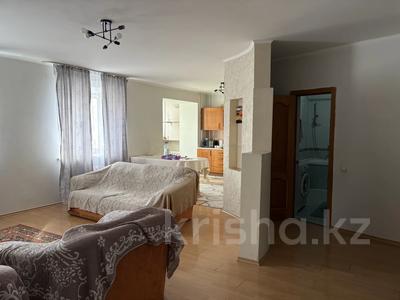3-комнатная квартира · 130 м² · 4/5 этаж, Бараева 13 — Набережная за 340 000 ₸ в Астане, р-н Байконур