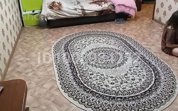 1-комнатная квартира · 30 м² · 2/5 этаж, Багдат Шаяхметова 15 за 110 000 〒 в Усть-Каменогорске — фото 2