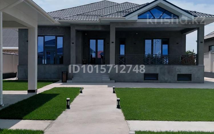 Часть дома · 7 комнат · 280 м² · 9 сот., мкр Арай-2, Мкр Арай-2 байдибек баба за 110 млн ₸ в Таразе — фото 2