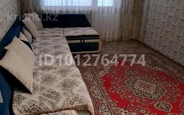 3-бөлмелі пәтер · 62 м² · 4/5 қабат, Строителей 22, бағасы: 100 000 ₸ в Аксу — фото 2