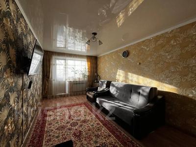 2-комнатная квартира · 45 м² · 4/5 этаж, Майкудук, 11а микрорайон за 11 млн 〒 в Караганде, Алихана Бокейханова р-н