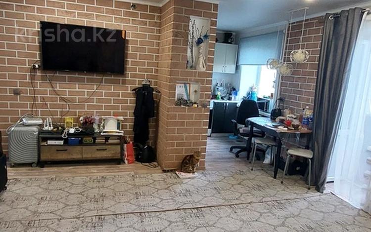 2-бөлмелі пәтер · 42 м² · 4/4 қабат, Театральная 57, бағасы: 14.5 млн ₸ в Петропавловске — фото 2