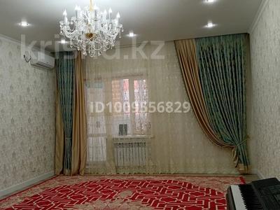 4-комнатная квартира · 159 м² · 2/5 этаж, мкр. Алтын орда — шокай за 60 млн 〒 в Актобе