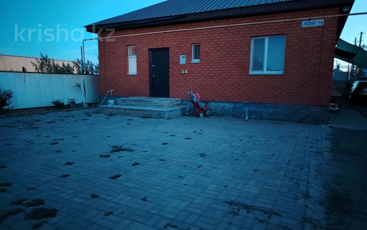 Отдельный дом · 5 комнат · 130 м² · 7.7 сот., мкр 12, Актюбсельмаш 19 за 48 млн ₸ в Актобе — фото 2