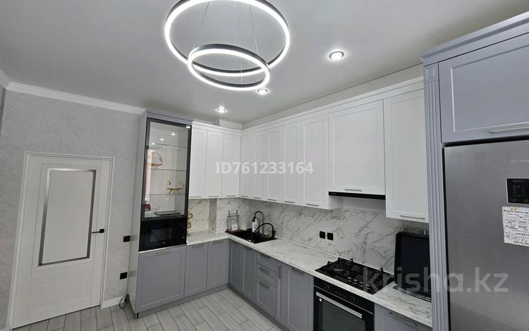 2-комнатная квартира · 84 м² · 1/5 этаж, мкр. Алтын орда, Батыс-2 участок 18Е за 30.5 млн 〒 в Актобе — фото 2