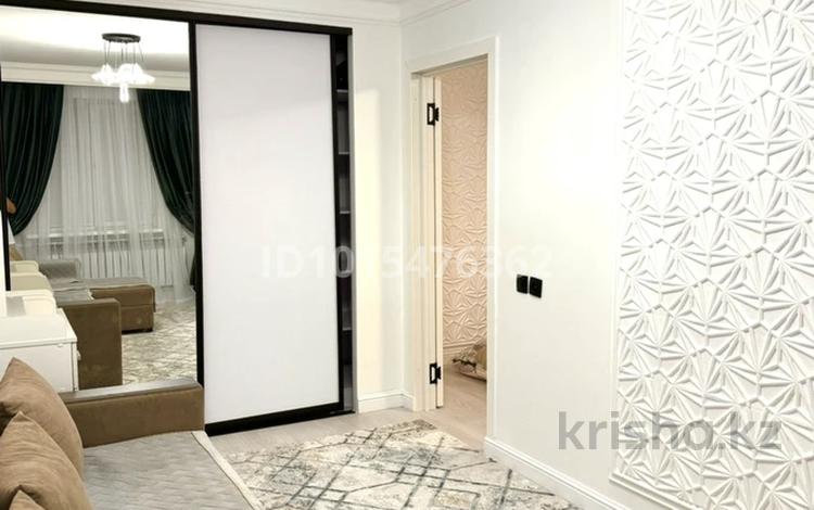 2-комнатная квартира · 49 м² · 5/5 этаж, мкр Самал 9 — Супермаркет Нурислам за 130 000 ₸ в Таразе — фото 2