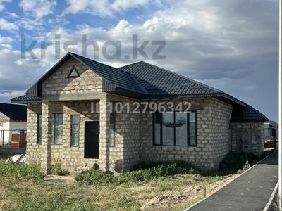Отдельный дом · 3 комнаты · 150 м² · 8 сот., мкр Зарослый, 22 37 за 12 млн ₸ в Атырау