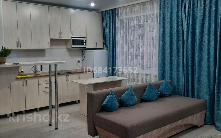1-комнатная квартира · 32 м² · 4/6 этаж, Уранхаева 15г за 12 000 ₸ в Семее — фото 10