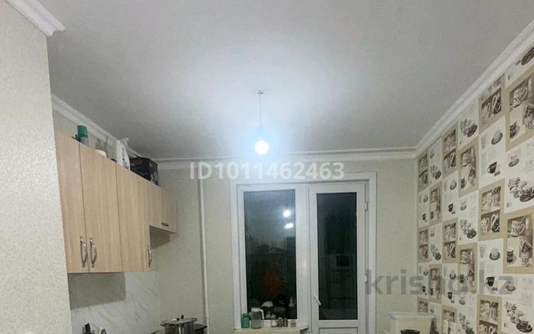 1-комнатная квартира · 35 м² · 1/10 этаж, Оралхан бокей 31/4 за 140 000 ₸ в Усть-Каменогорске, Ульбинский — фото 2