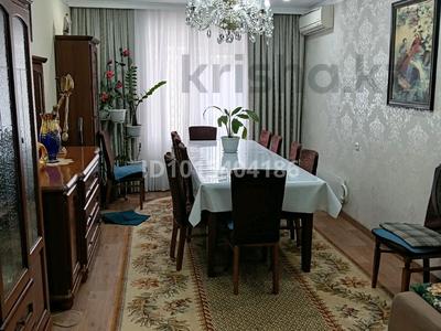 5-комнатная квартира · 110 м² · 3/5 этаж, 27-й мкр 80 за 40 млн ₸ в Актау