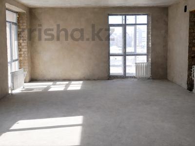 3-комнатная квартира · 80 м² · 2/7 этаж, Муканова за 28.9 млн ₸ в Караганде, Казыбек би р-н