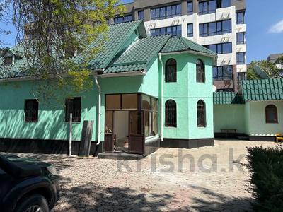 Отдельный дом · 5 комнат · 184 м² · 7.11 сот., мкр Достык 49 — Шаляпина Яссауи за 210 млн ₸ в Алматы, Ауэзовский р-н