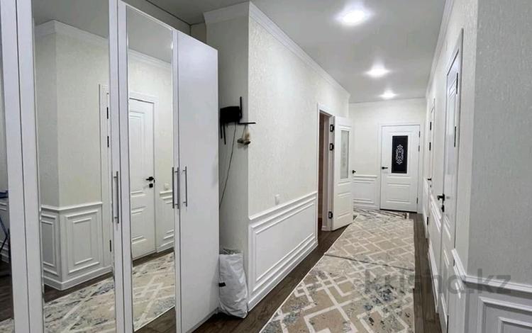 3-бөлмелі пәтер · 100 м² · 11/12 қабат, Пр.Байдибек би ЖК Nauryz park 116, бағасы: 200 000 ₸ в Шымкенте — фото 2