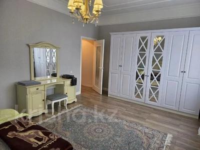 2-комнатная квартира · 80 м² · 6/13 этаж, микрорайон Керемет за 77 млн ₸ в Алматы, Бостандыкский р-н
