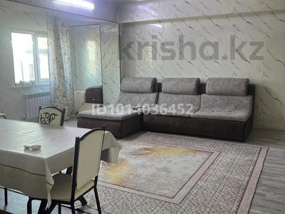 2-бөлмелі пәтер · 65 м² · 5/9 қабат, Айнабұлақ-2 ш/а. 85, бағасы: 250 000 ₸ в Алматы, Жетысуский р-н