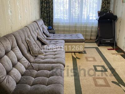 Продажа квартир в Карагандинской обл.: 2-комнатная квартира, 44 м², 1/5 этаж, Абая 70/1 за 8.7 млн 〒 2-комнатная квартира, 44 м², 1/5 этаж, Абая 70/1 за 8.7 млн 〒 в Темиртау