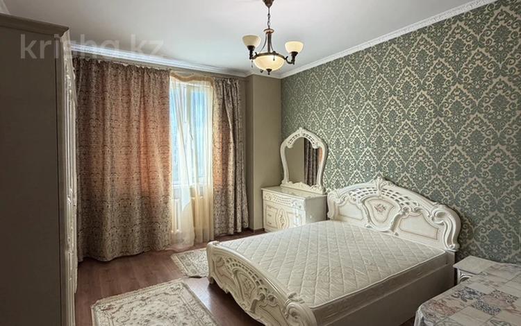4-комнатная квартира · 120 м² · 9/12 этаж, Сарайшык 34 за 650 000 ₸ в Астане, Есильский р-н — фото 2
