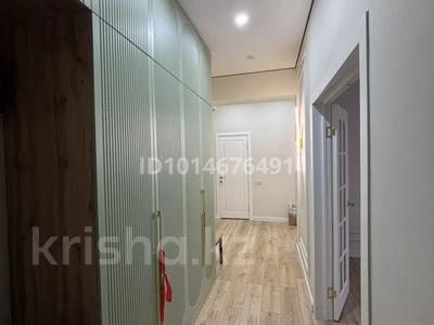 2-комнатная квартира · 70 м² · 8/10 этаж, мкр Нурсая, Абулхайыр хана 51а за 36 млн ₸ в Атырау