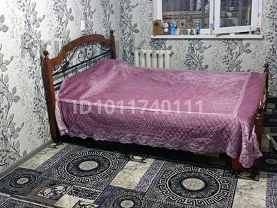 3-комнатная квартира · 57 м² · 5/5 этаж, мкр Восток 3 — кафе Камшат. Жантик за 25 млн 〒 в Шымкенте, Аль-Фарабийский р-н